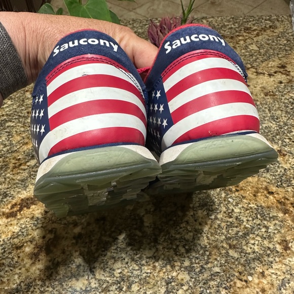 Saucony Jazz Low Pro Sneakers - Picture 15 of 15